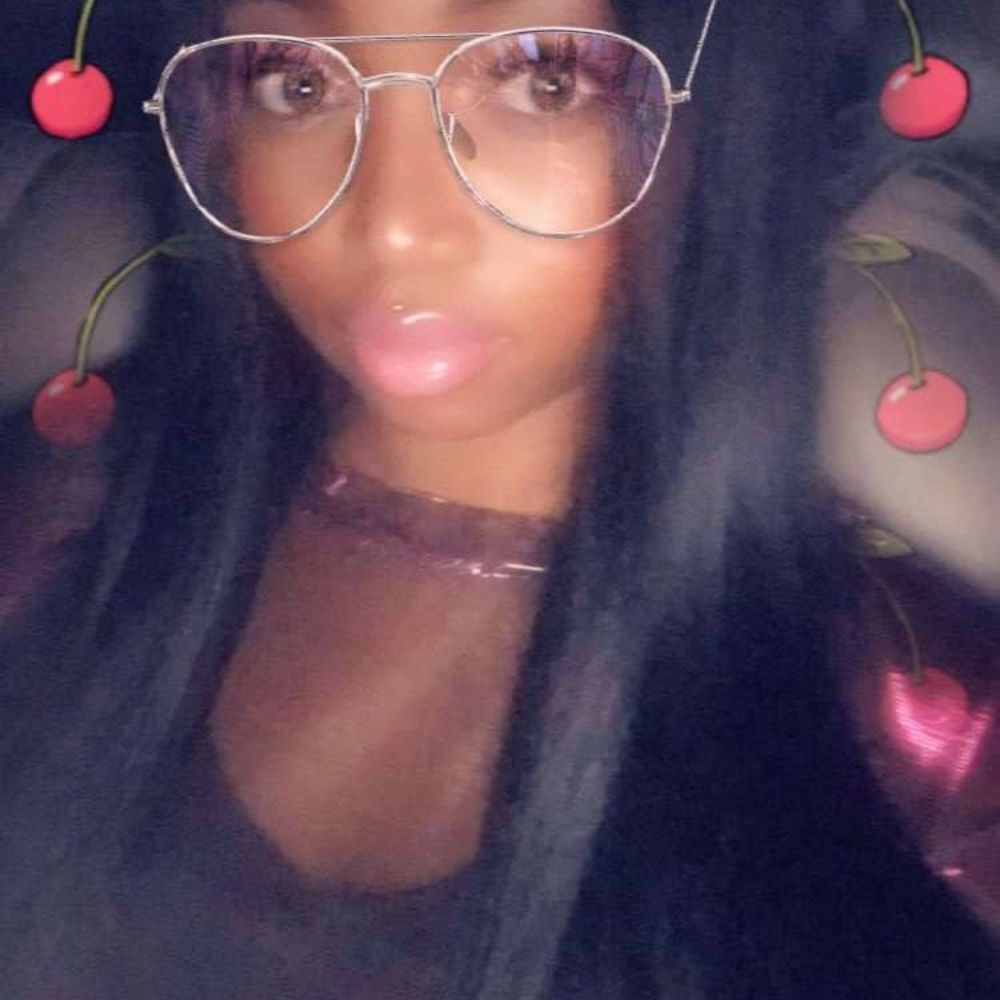 Meet your Posher, Amari